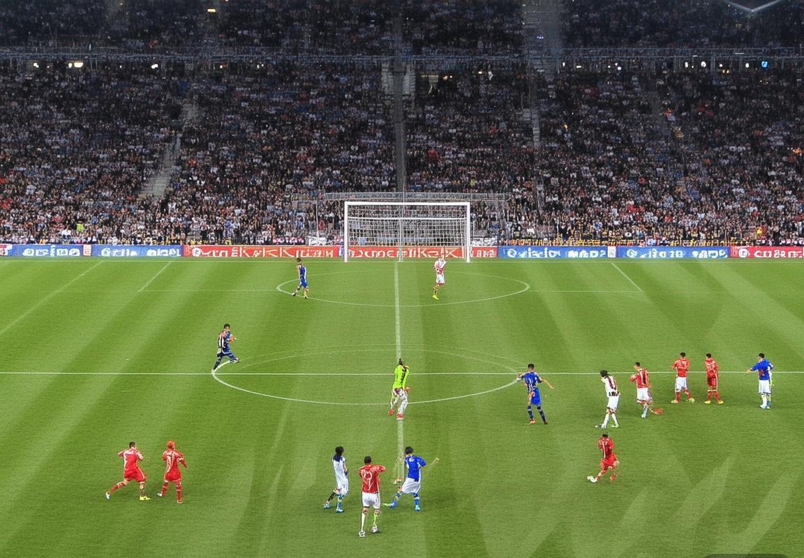 2012亚冠国安对蔚山经典对决：战术解析与精彩瞬间回顾